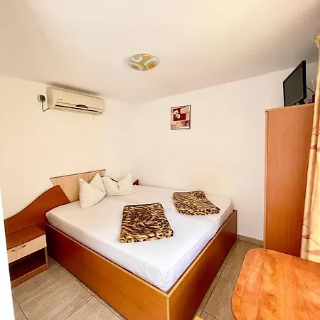 De Inchiriat Sibel 3* Costinesti