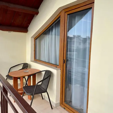 Camere De Inchiriat Sibel كوستِنيست