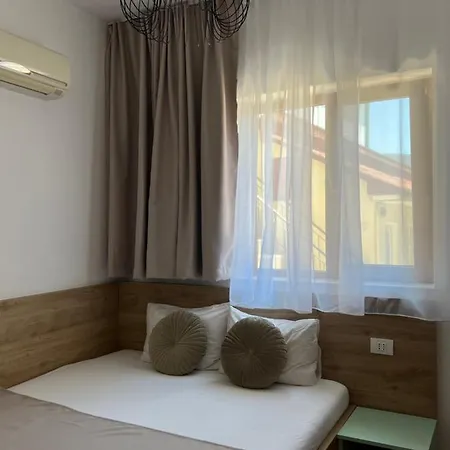 Camere De Inchiriat Sibel بيت ضيافة